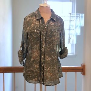 Eddie Bauer Button Up Blouse